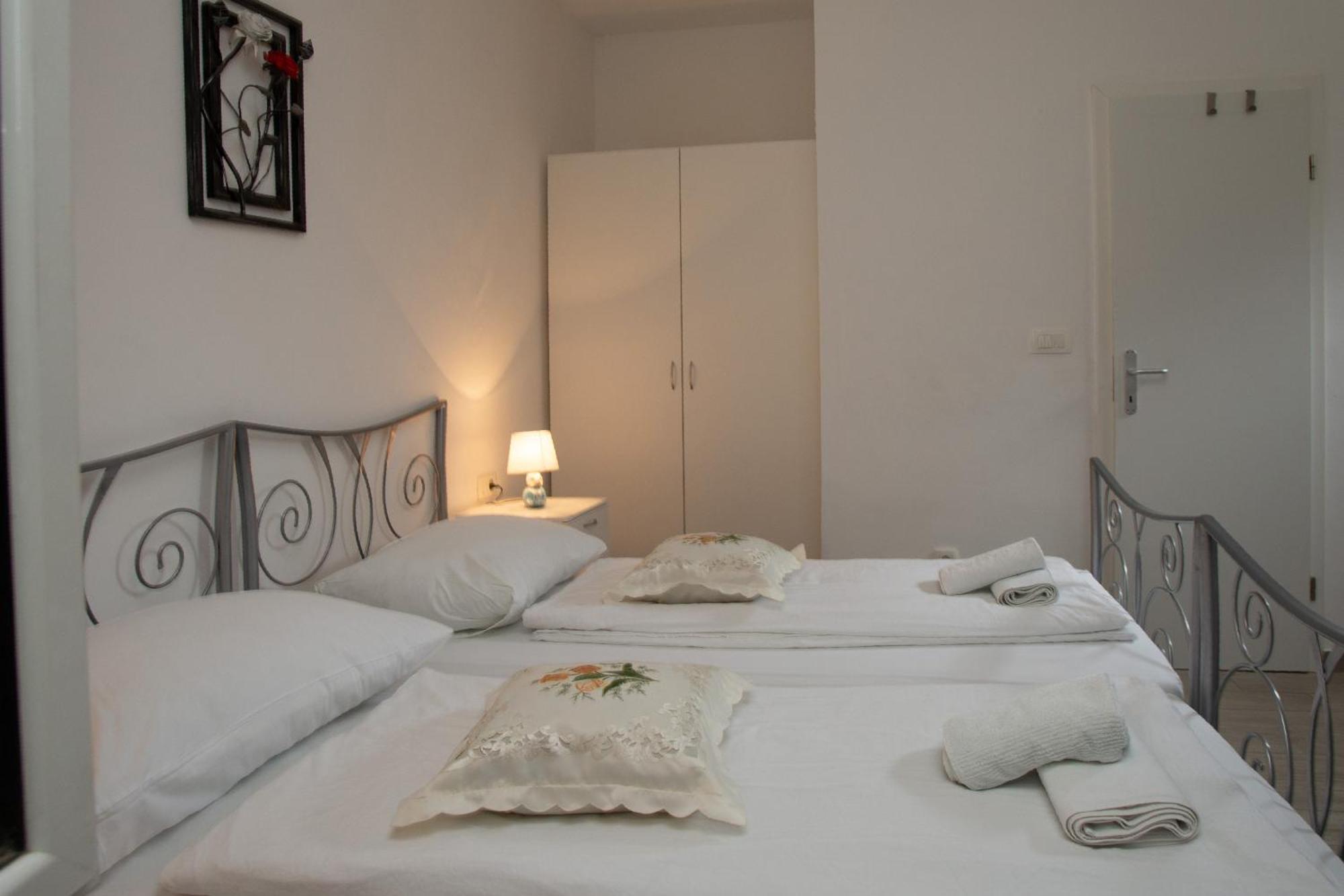 Downtown Spalato Private Rooms Kültér fotó